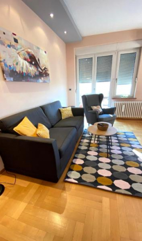 Quince Apartment-Free parking-City Center